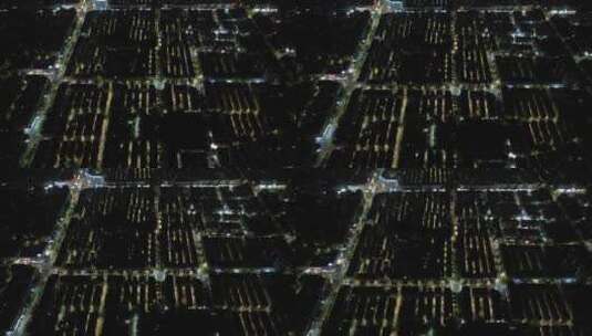 小区住宅夜景灯光俯拍航拍高清在线视频素材下载