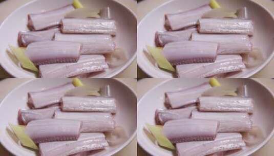 葱姜香料腌制带鱼去腥 (18)高清在线视频素材下载