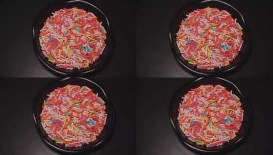 朱古力彩针糖豆蛋糕烘焙装饰糖高清在线视频素材下载