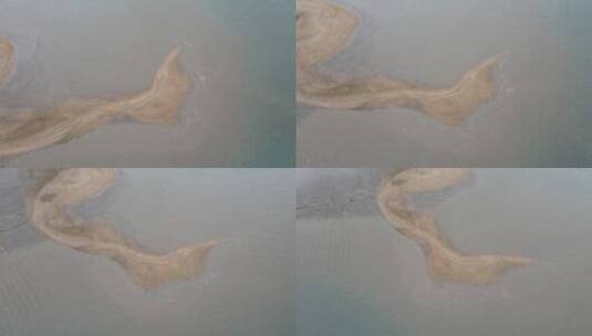 俯拍大海月牙湾沙滩高清在线视频素材下载