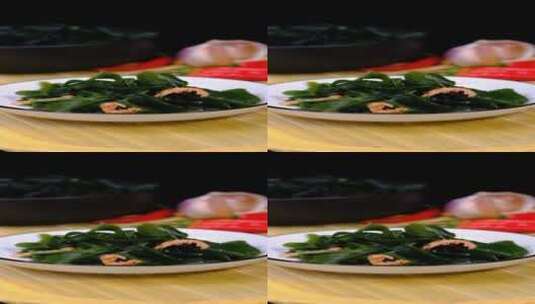 裙带菜汤和饺子 美食高清在线视频素材下载