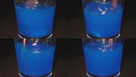蓝莓果汁粉蓝色果汁粉硫酸铜溶液搅拌高清在线视频素材下载