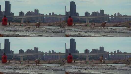 长江岸边赤裸游泳的小孩高清在线视频素材下载