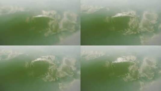 俯视湖面倒映云朵高清在线视频素材下载