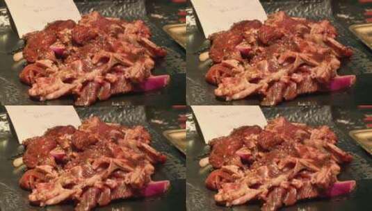 拌好的肉烤肉鲜肉高清在线视频素材下载