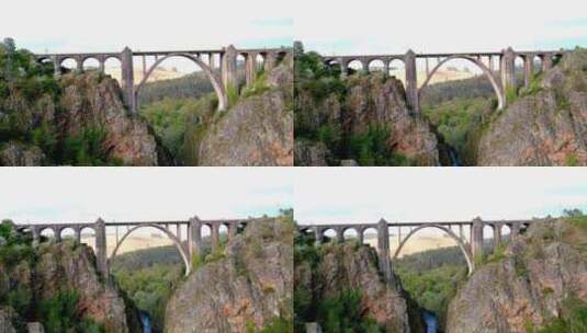 两座山之间的桥梁高清在线视频素材下载