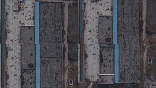 废弃的工厂顶部航拍高清在线视频素材下载