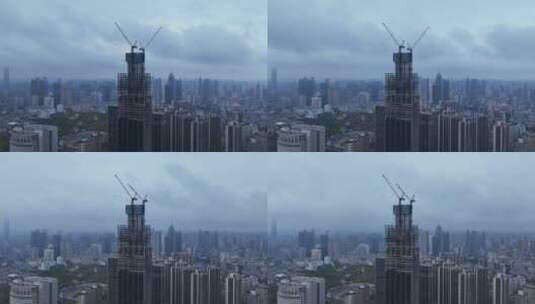 延时摄影航拍城市建筑中的天际线高楼高清在线视频素材下载
