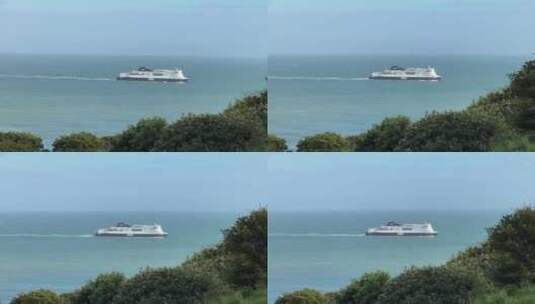 欧洲英国海港轮船驶入港口高清在线视频素材下载