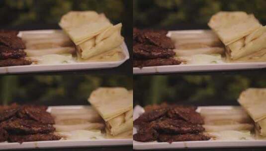 老北京小吃烙饼卷带鱼 (2)高清在线视频素材下载