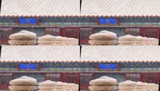 4K升格实拍大雪中北京故宫武英殿建筑竖屏高清在线视频素材下载