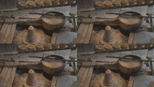 江西景德镇陶瓷制作手工拉胚设备高清在线视频素材下载