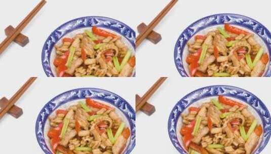 鱿鱼炒肉家常菜4k平移镜头高清在线视频素材下载
