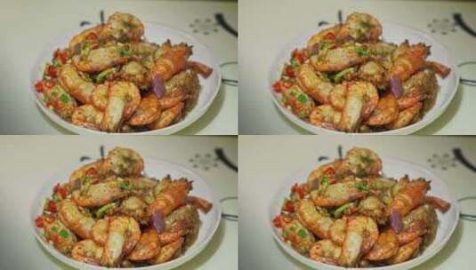 盘子里的虾海鲜美食实拍视频高清在线视频素材下载