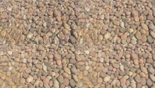 水波纹  鹅卵石 圆石头 石子 溪流高清在线视频素材下载