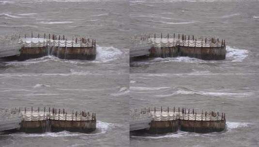 威海金海湾栈桥冬季的海浪高清在线视频素材下载