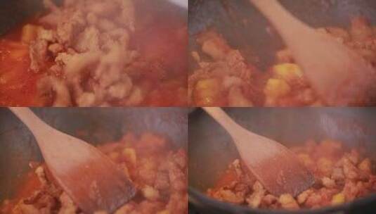厨师炒制菠萝古老肉 (5)高清在线视频素材下载