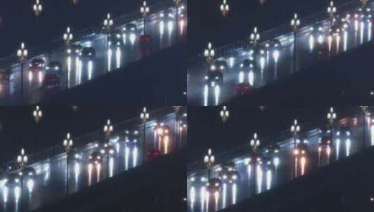 雨天夜晚南京长江大桥上的车水马龙高清在线视频素材下载