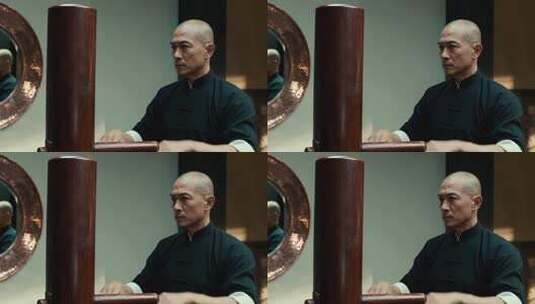 男子练习咏春木人桩高清在线视频素材下载