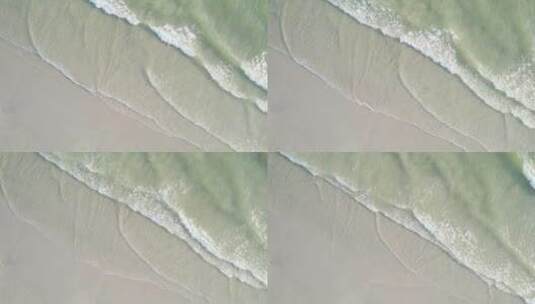 海边浪花冲击沙滩航拍高清在线视频素材下载