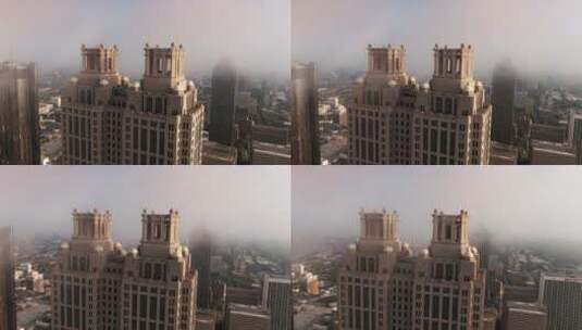 航拍大雾天的城市景观高清在线视频素材下载
