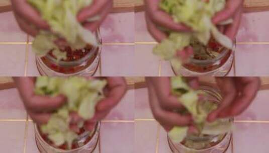 密封罐配制调料腌制跳水泡菜过程 C]高清在线视频素材下载