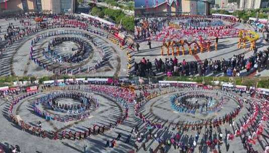 4k航拍民族团结 少数民族活动跳舞高清在线视频素材下载