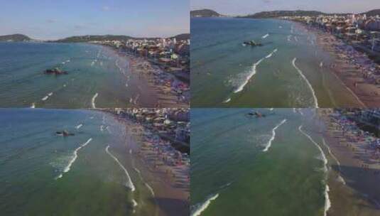 巴西邦巴斯海滩，空中推车向大海倾斜高清在线视频素材下载
