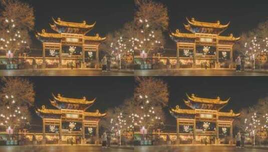 南京夫子庙景区天下文枢牌坊与游人夜景延时高清在线视频素材下载