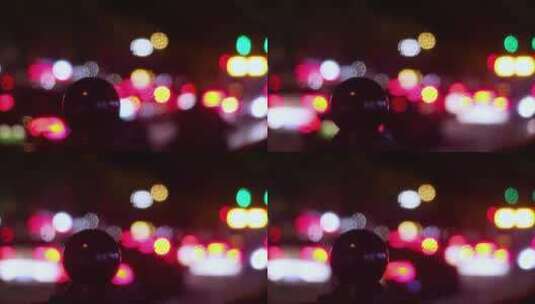 夜晚的街头霓虹闪烁高清在线视频素材下载