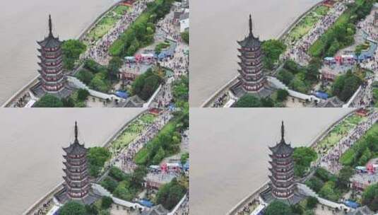 游客观看钱塘江大潮高清在线视频素材下载