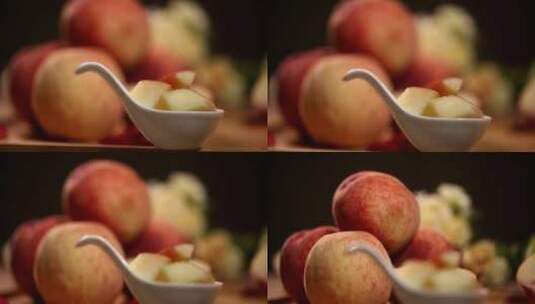 水中的桃子毛桃水蜜桃久保桃子高清在线视频素材下载