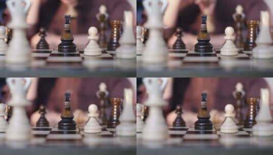 下棋的女人高清在线视频素材下载