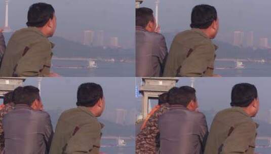 地拍武汉长江货轮民众围观高清在线视频素材下载