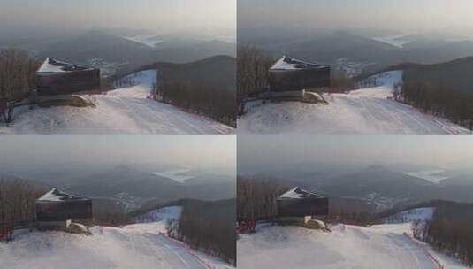 吉林松花湖滑雪场建筑与雪道远景高清在线视频素材下载