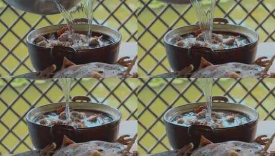 砂锅煮鸡倒水升格特写视频慢镜头高清在线视频素材下载