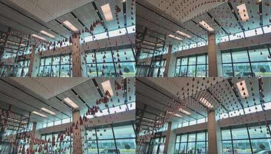 新加坡樟宜机场瀑布与网红小火车高清在线视频素材下载