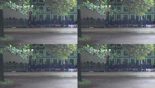 印尼爪哇日惹皇宫侍卫仆人传统建筑文化遗产高清在线视频素材下载