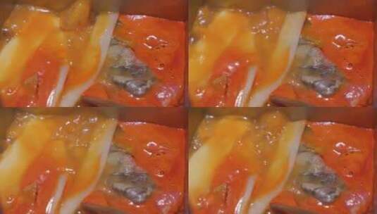 中国人美女餐厅吃火锅鸳鸯锅高清在线视频素材下载