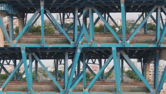 中国高铁桥梁航拍日落场景实拍素材高清在线视频素材下载